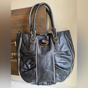 OTAZU Leather Shoulder Bag